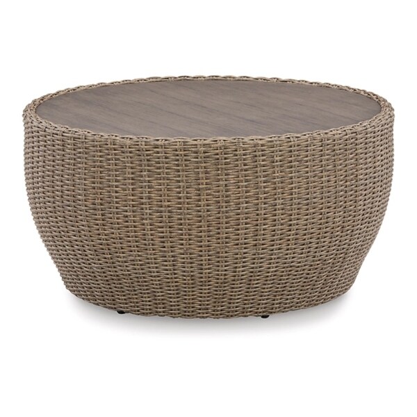 36 Inch Outdoor Coffee Table，Curved，Handwoven Resin Wicker，Beige Finish