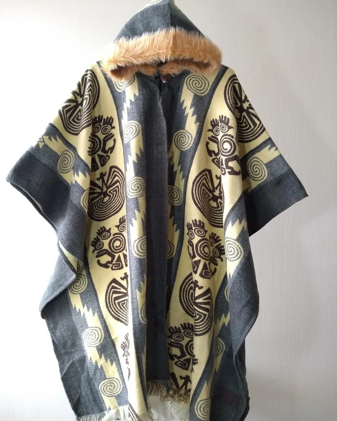 Ethnic Style Gray Geometric Plush Casual Cloak