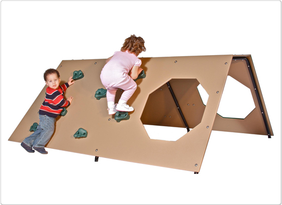 SportsPlay 902 875 Rock Wall Tunnel