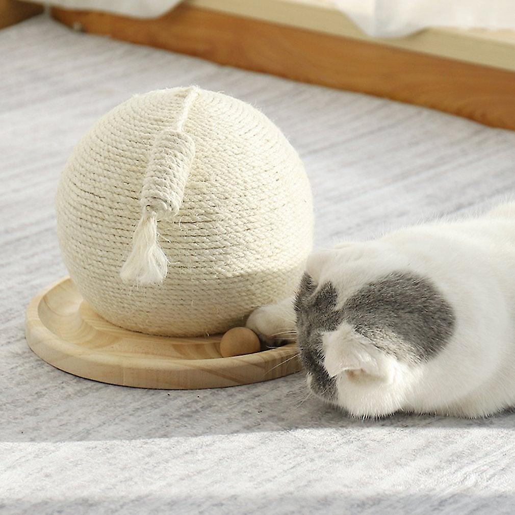 Woven sisal cat scratcher