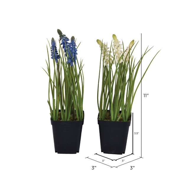 Artificial Hyacinth In Black Plastic Planters Pots， Set Of 3.