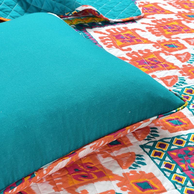 Lush Decor Boho Chevron Reversible Cotton Quilt Set with Shams