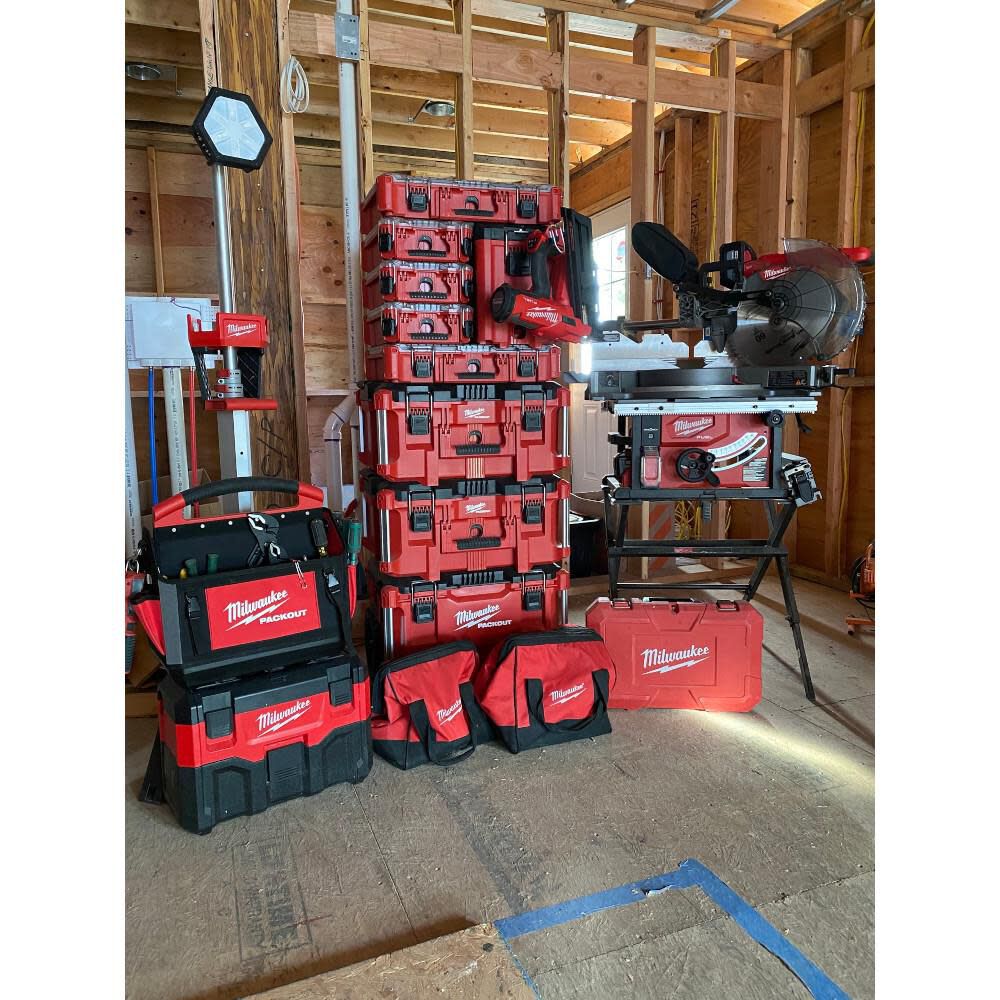 Milwaukee PACKOUT Large Tool Box 48-22-8425 from Milwaukee