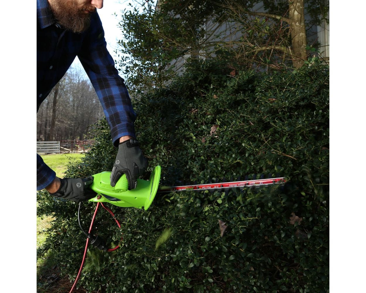 2.7 Amp 18-Inch Corded Hedge Trimmer | Greenworks Tools