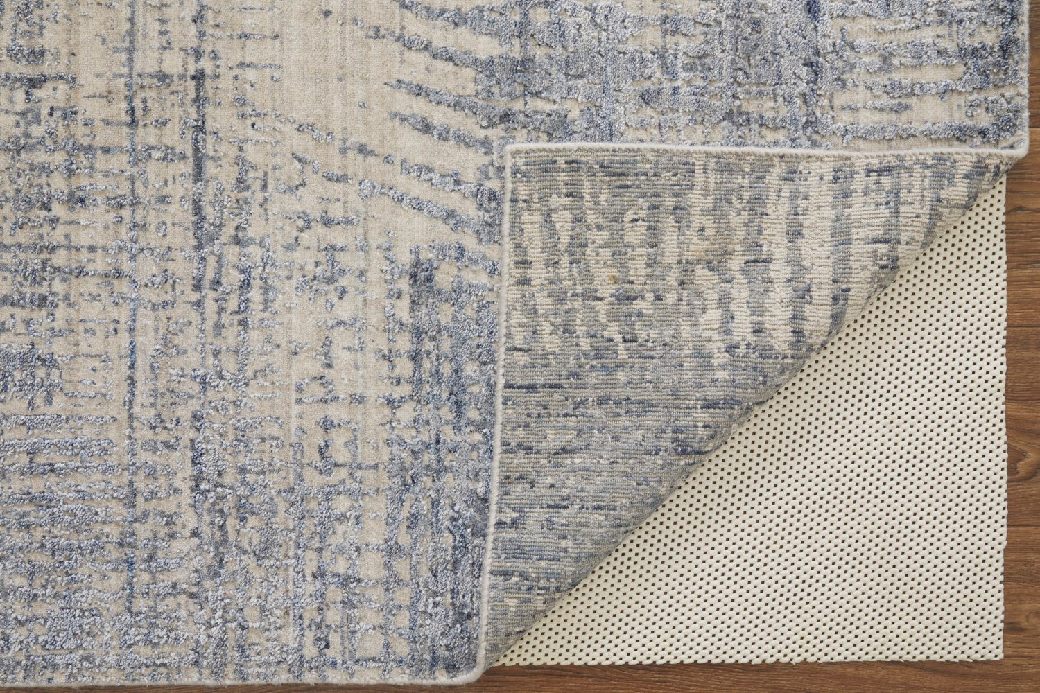 Kinton Abstract Hand Woven Blue / Beige Rug