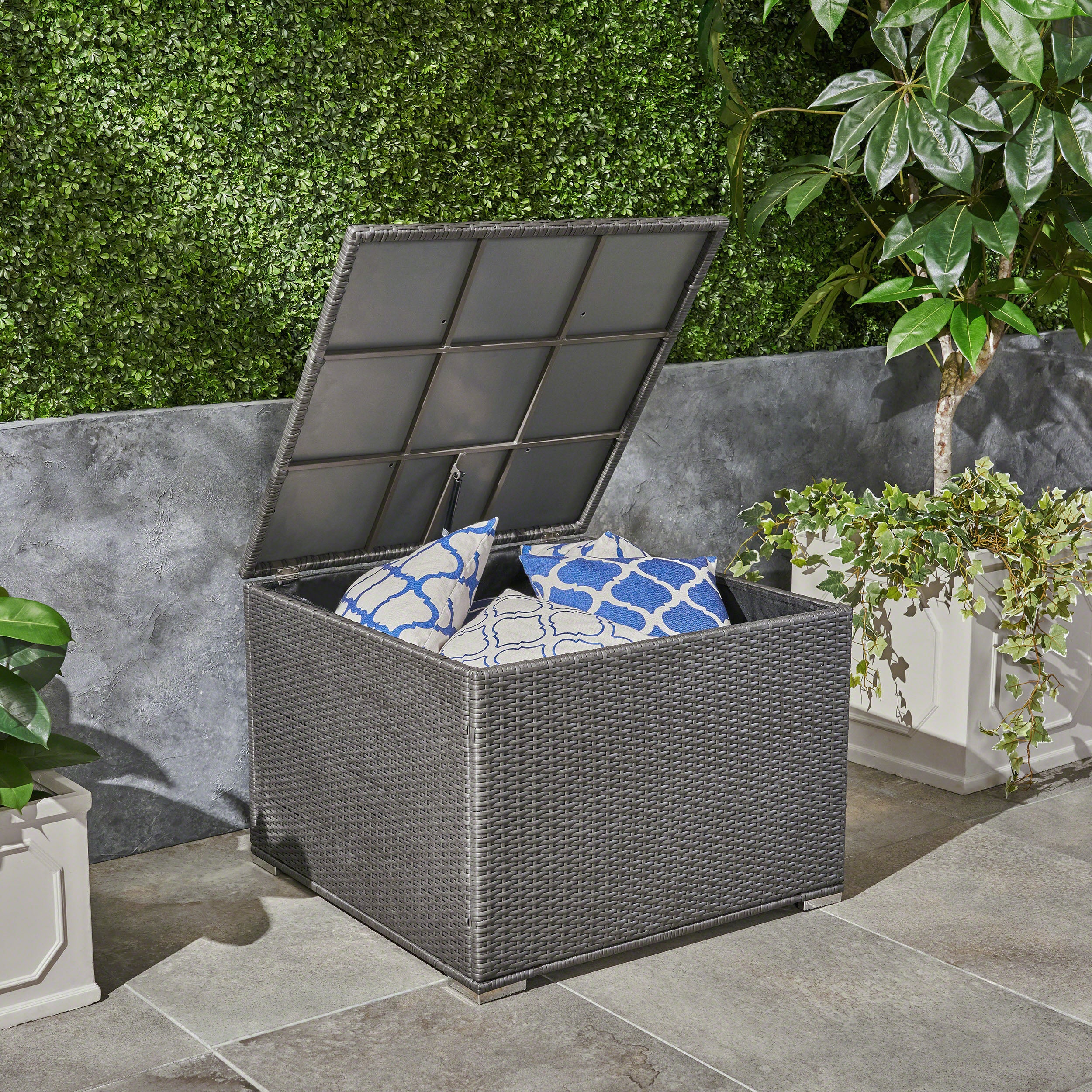 Sampa Outdoor Wicker Storage Ottoman, Gray