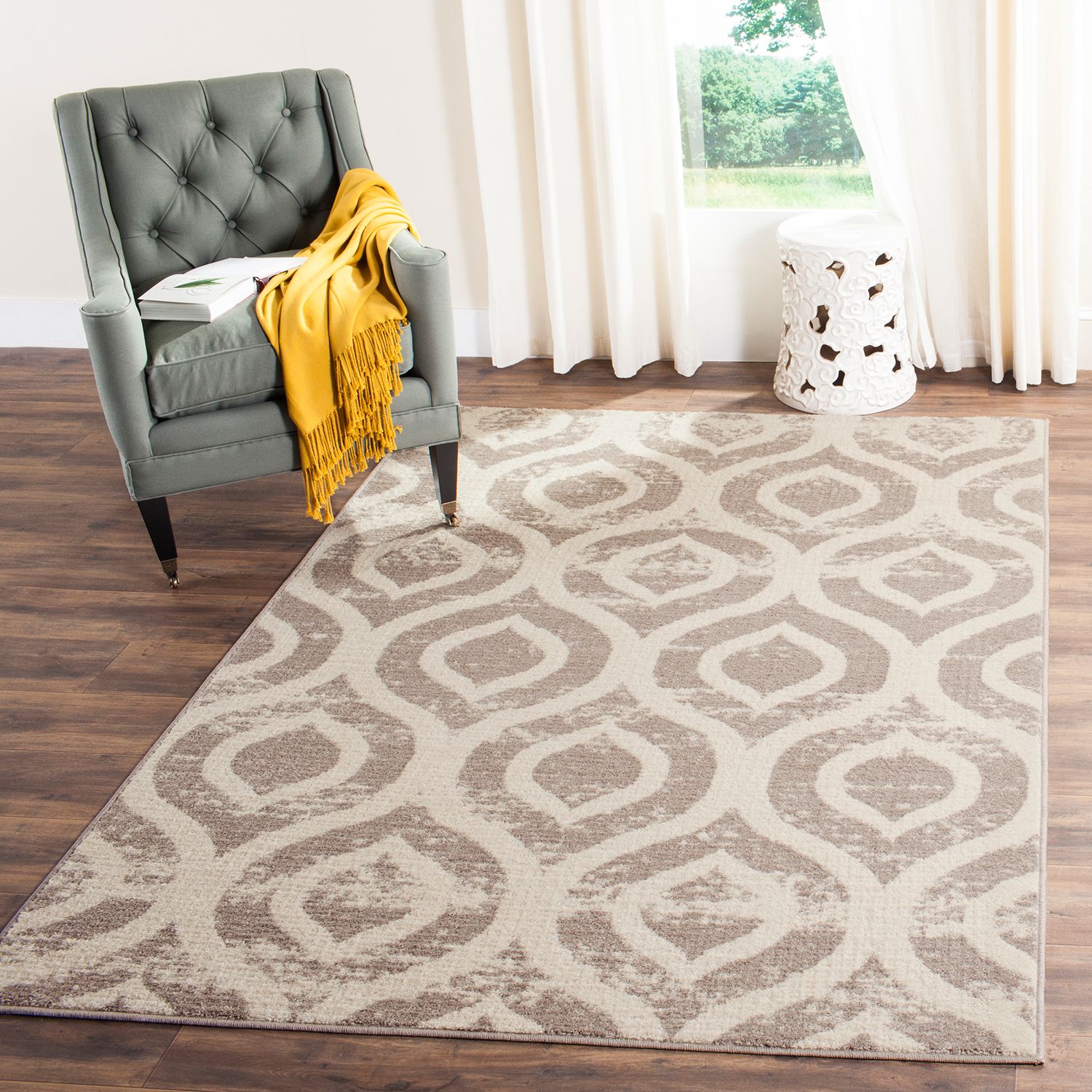 Safavieh Amsterdam Gooyer Geometric Rug