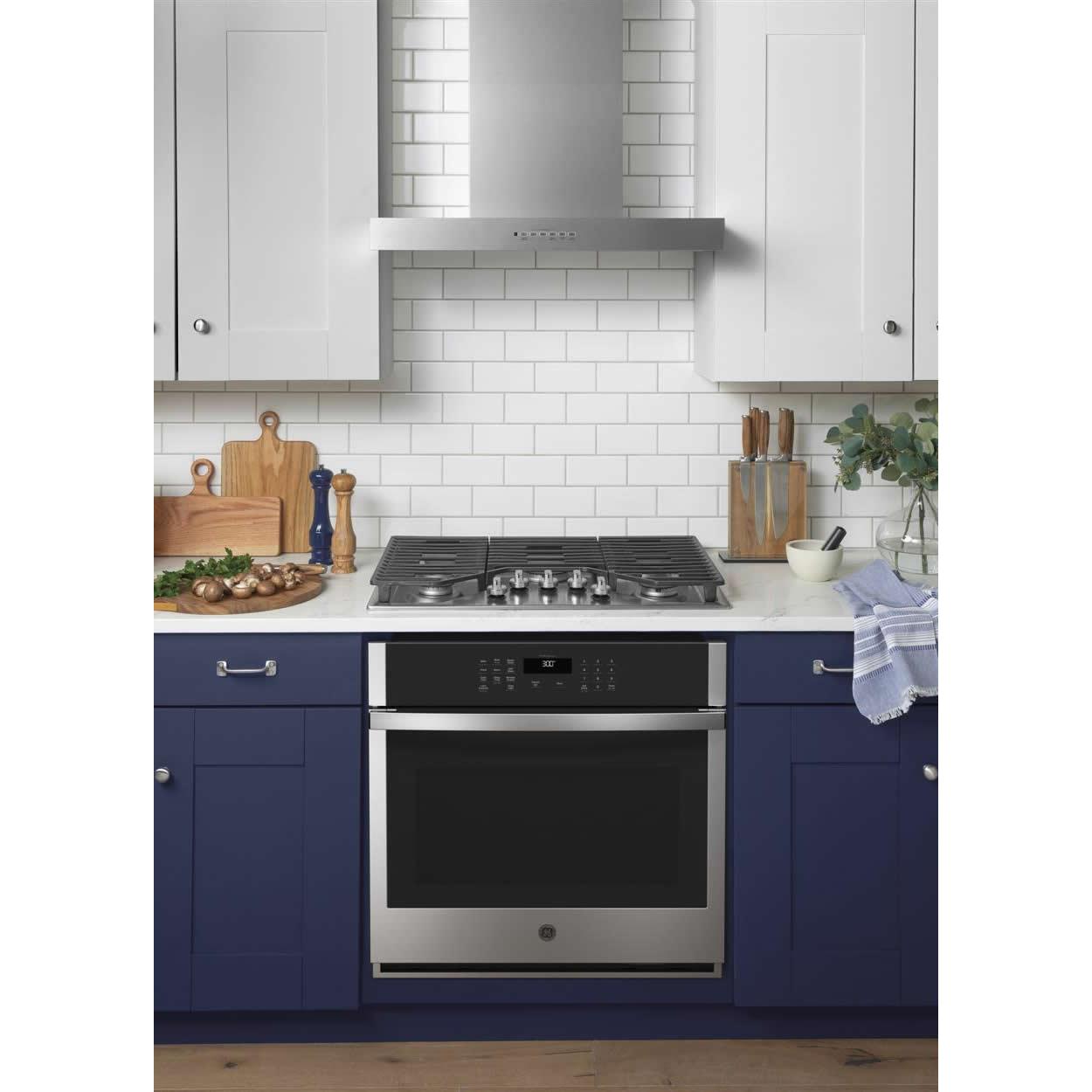 GE 30-inch, 5 cu. ft. Built-in Single Wall Oven JTS3000SNSS