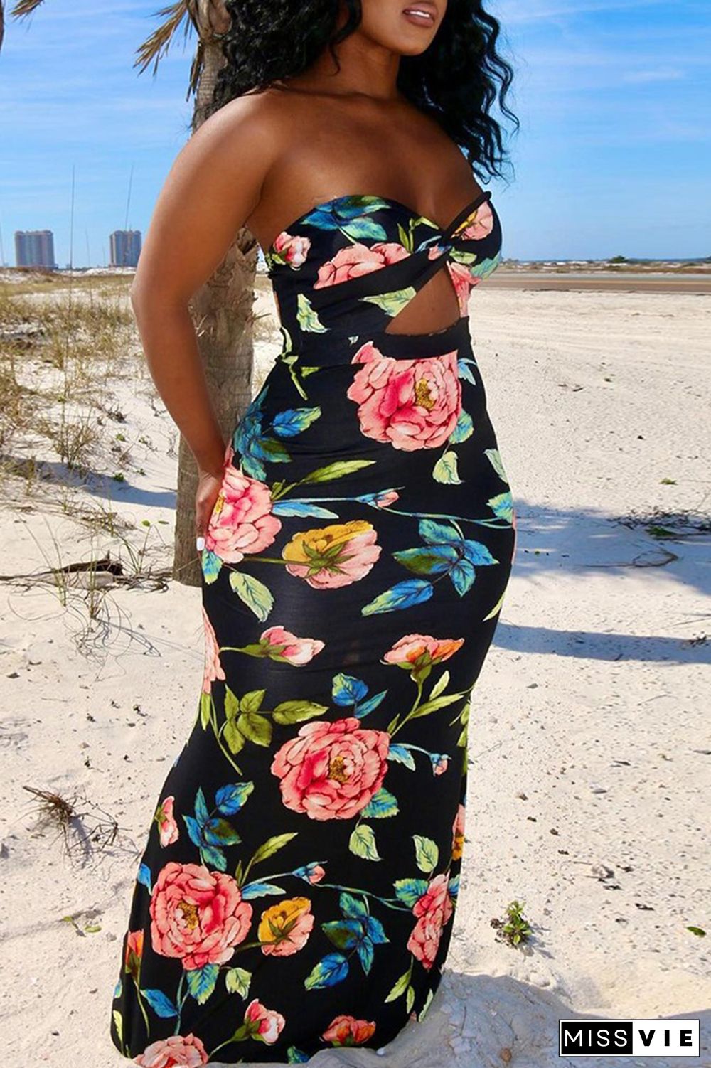 Lake Green Sexy Casual Print Hollowed Out Backless Strapless Long Dress Dresses