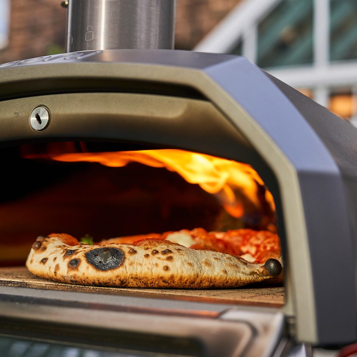 Ooni Karu 12G Multi-Fuel Portable Pizza Oven