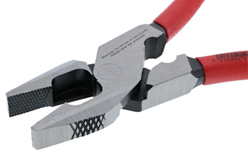 Wiha Classic Grip Linemans Pliers with Crimpers 9.5 ;