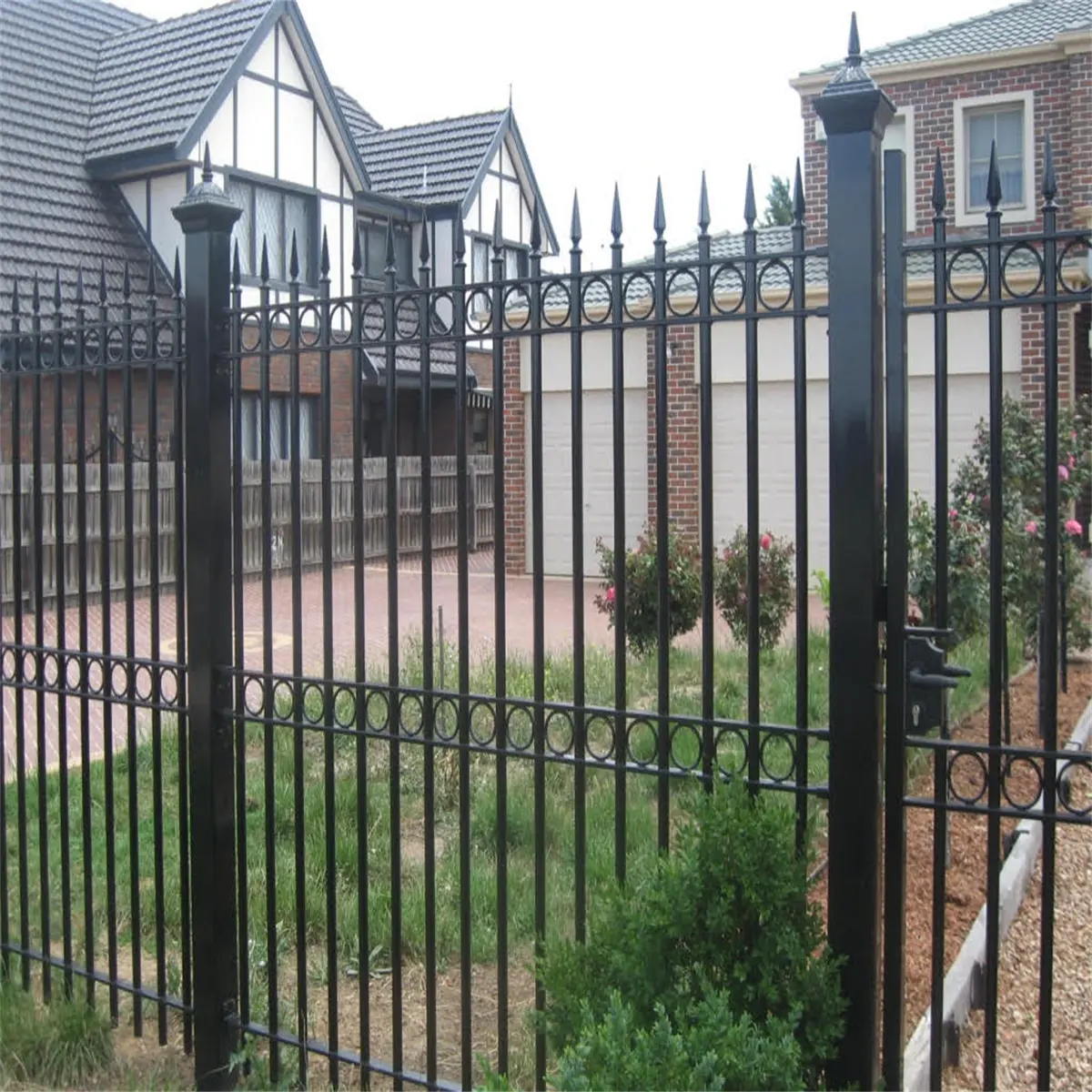 Simple Design Factory ion Direct Sale Security Privacy Garden Fence