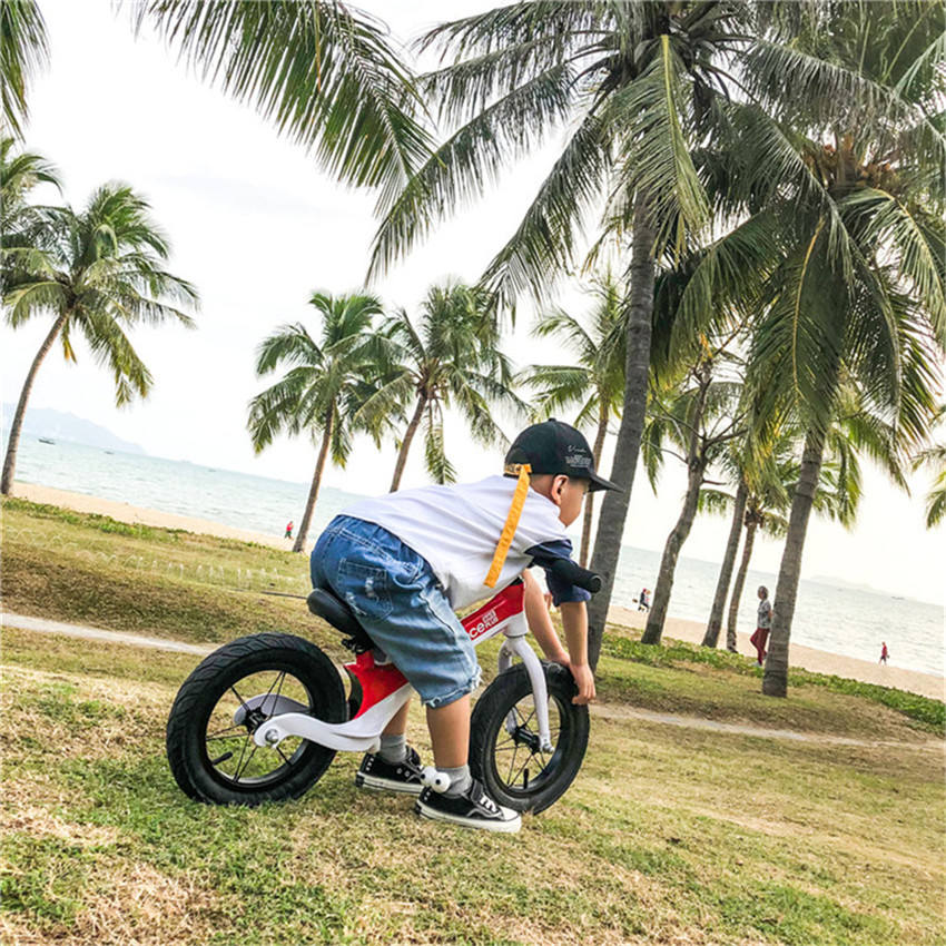 China factory direct hot sale cheap high quality infant push steel kids children balance bike with pedal