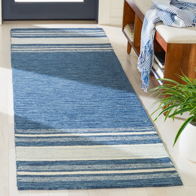 Metro Met602 Hand Tufted Area Rug Safavieh