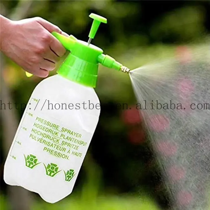 1.5L Pressure Pump Mist Locking Switch Adjustable Brass Nozzle Sprayers Bottle for Plants Gardening Fertilizer and Car Washing