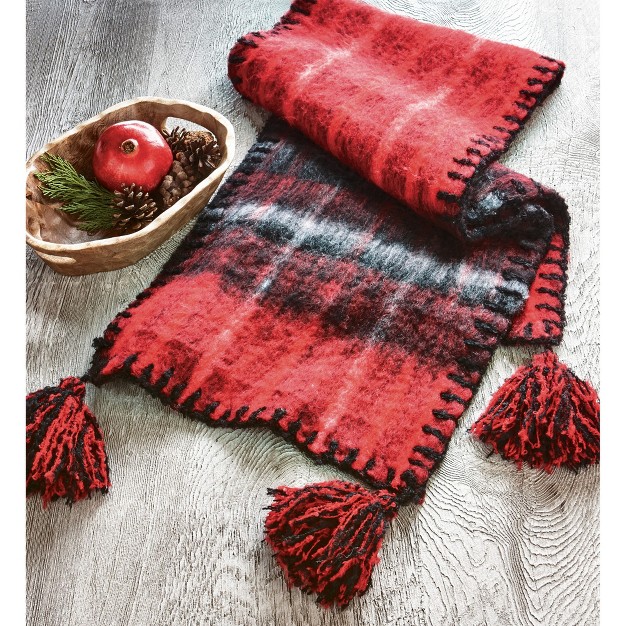 Tagltd Snowmass tasseled red And Black Plaid Mohair Cotton Machine Washable Table Runner 72 0 In