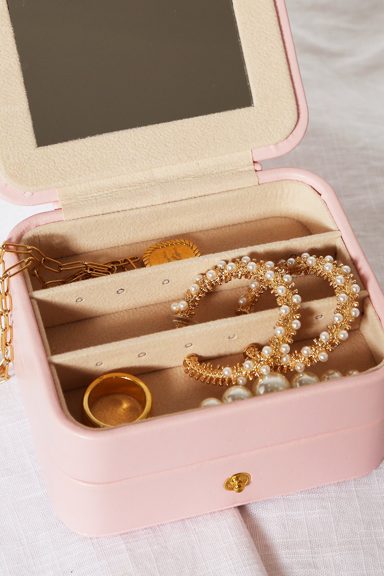 From Me To Me Jewellery Organiser Pink