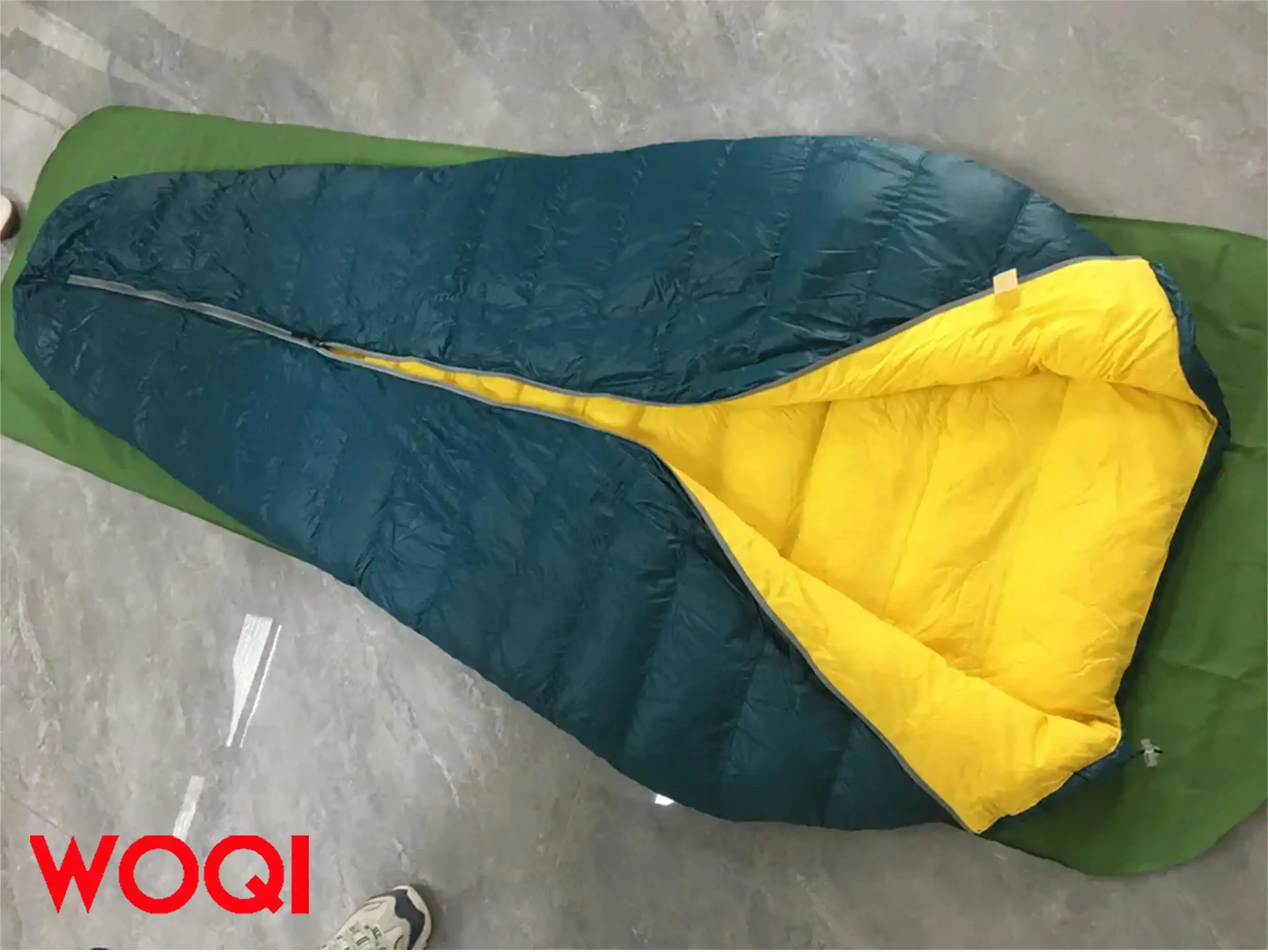 Woqi High Quality Warm Ultralight Waterproof Nylon 950 Goose Down Sleeping Bag For Camping Hiking