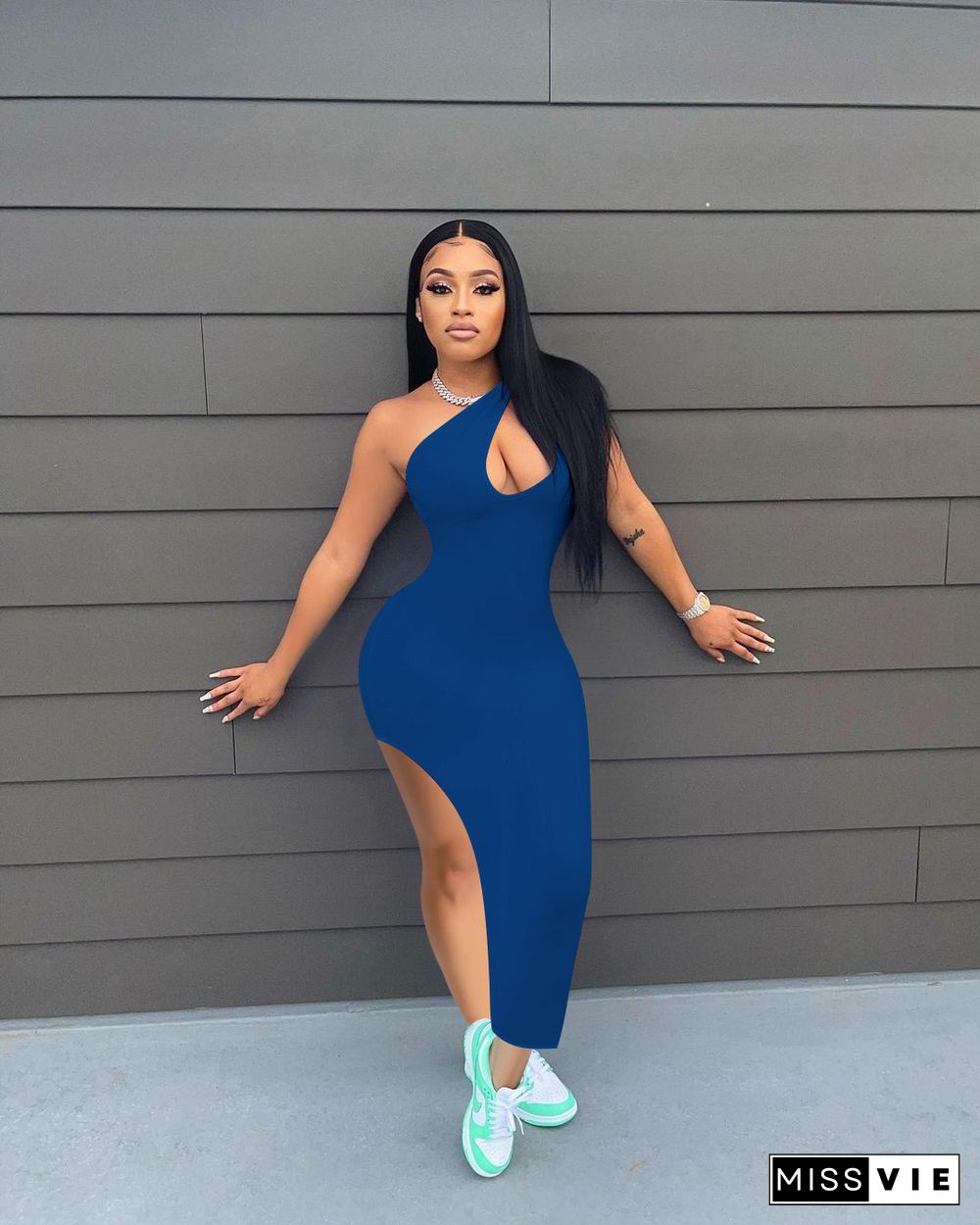 Solid Color Sexy Slanted Shoulder Slit Dress