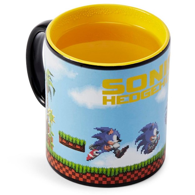 Just Funky Sonic The Hedgehog Heat Changing 16 bit Ceramic Coffee Mug Holds 16 Ounces