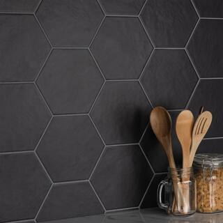 Merola Tile Hexatile Matte Nero 7 in. x 8 in. Porcelain Floor and Wall Tile (7.67 sq. ft.case) FEQ8HMN