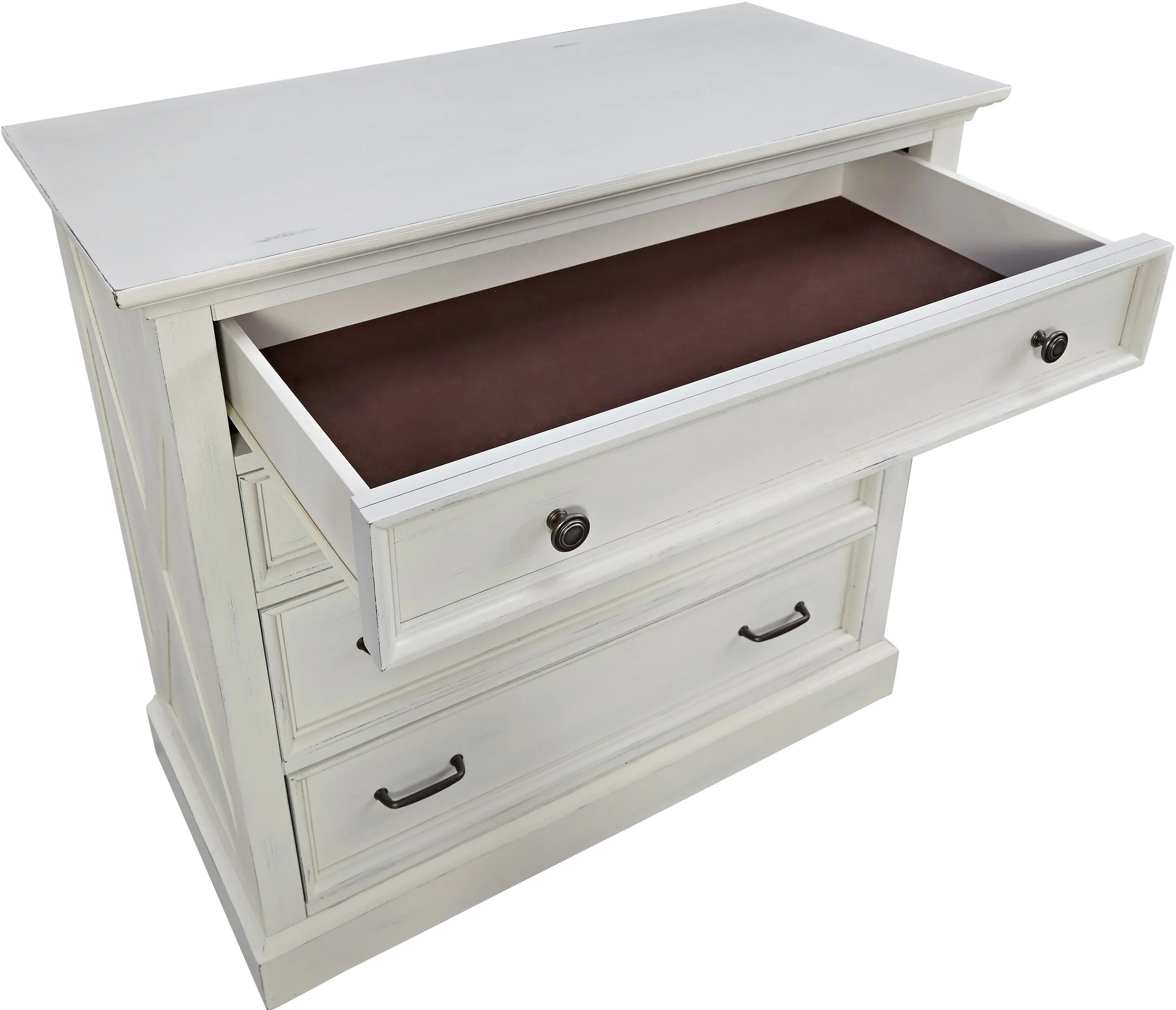 Seaside Lodge Off-White Chest of Drawers