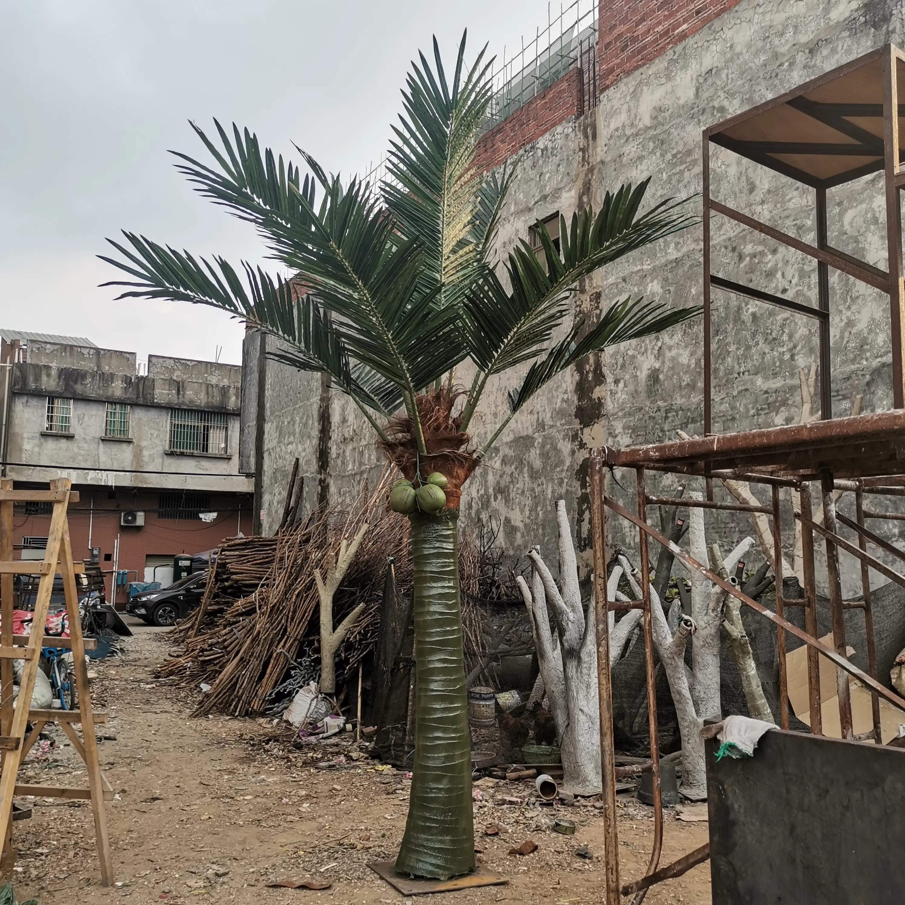 High Simulation China Supply Fiberglass Artificial Decorative Coconut Palm Trees for Landscaping