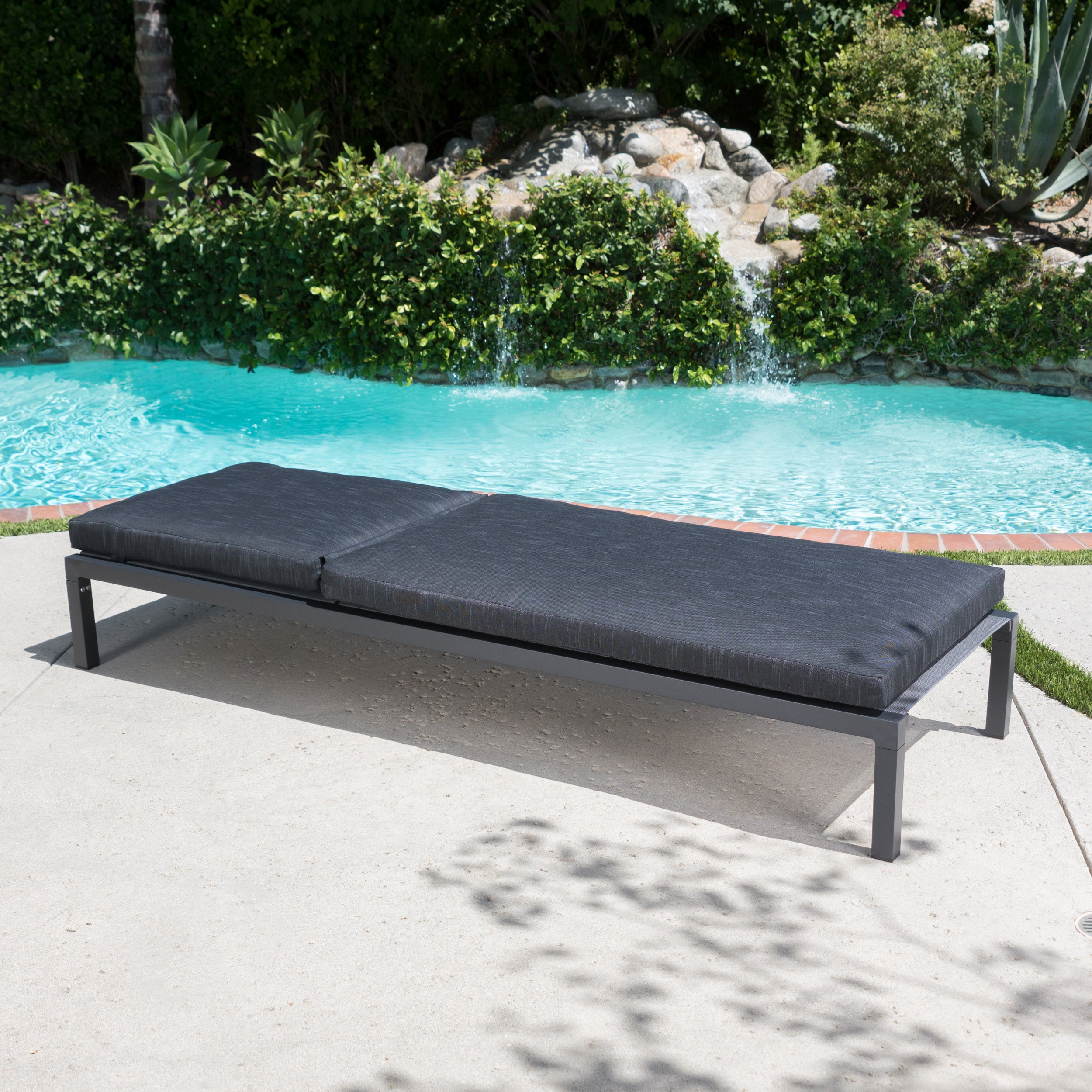 Nealie Outdoor Mesh Aluminum Frame Chaise Lounge w/ Water Resistant Cushion