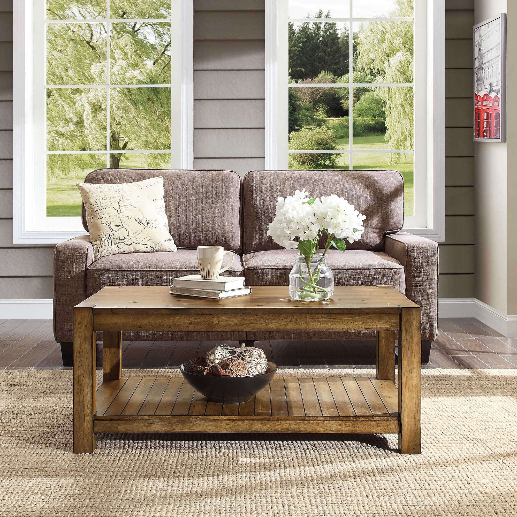 Better Homes and Gardens Bryant Solid Wood Coffee Table， Rustic Maple Brown Finish