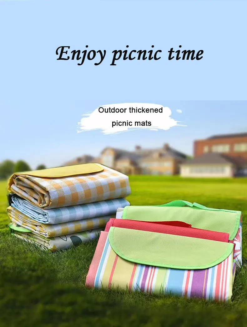 Custom Portable Sand Resistant Oxford PVC Beach  Waterproof Recycled  Camping Equipment Thickened Picnic Mat Picnic Blanket