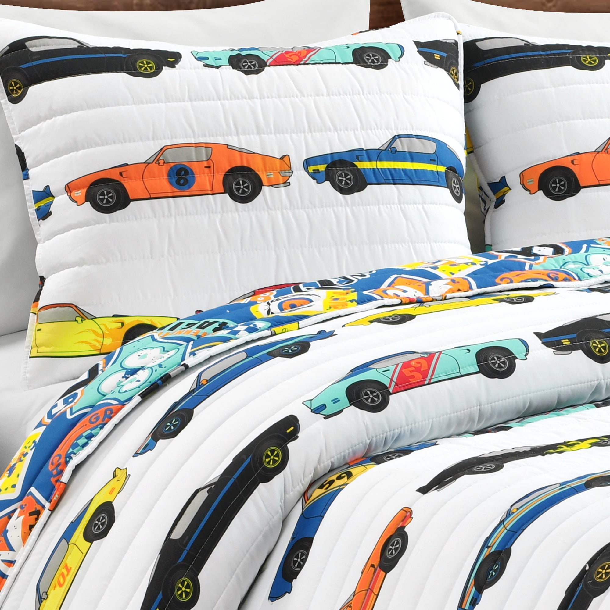 Race Cars Quilt 3 Piece Set Full/Queen Size