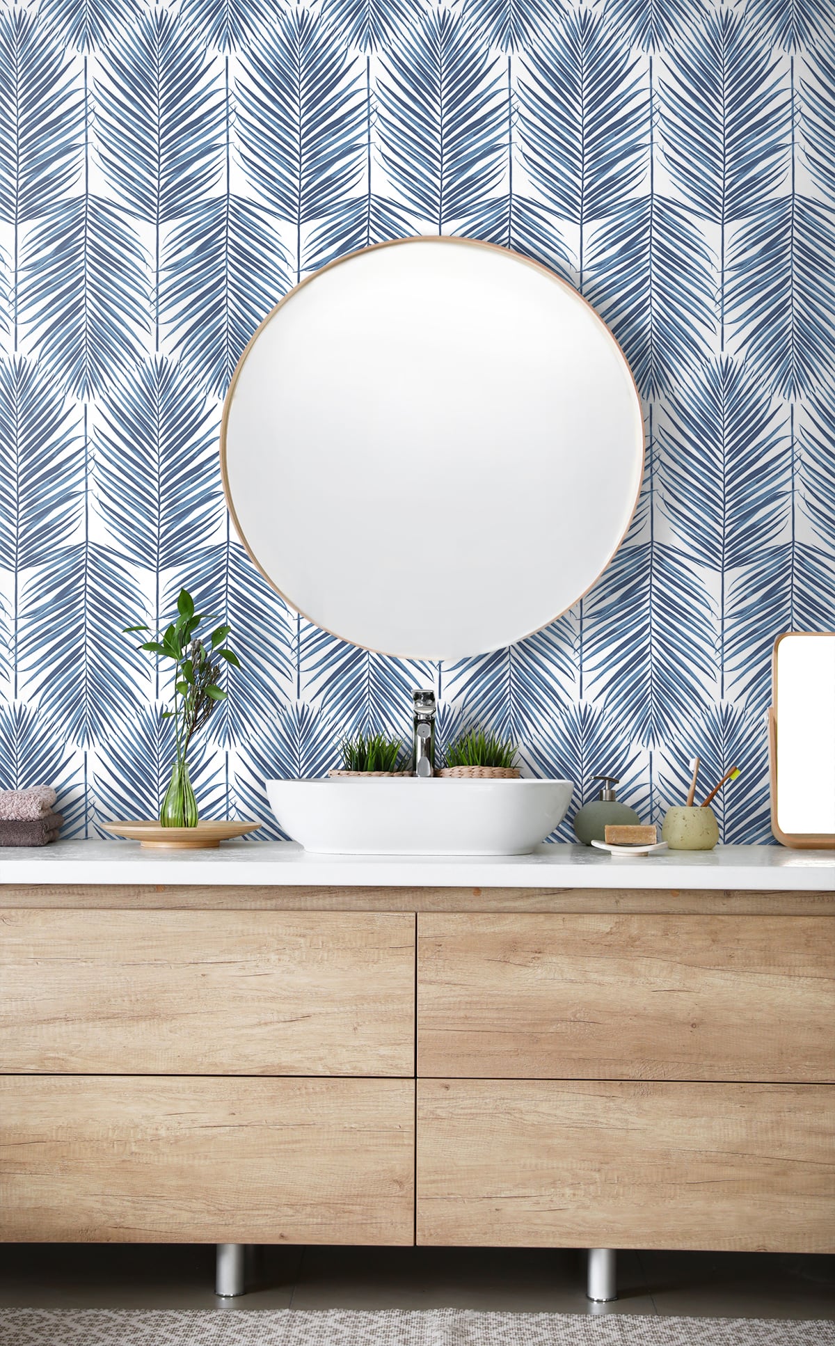 Marina Palm Wallpaper in Coastal Blue from Etten Gallerie Collection