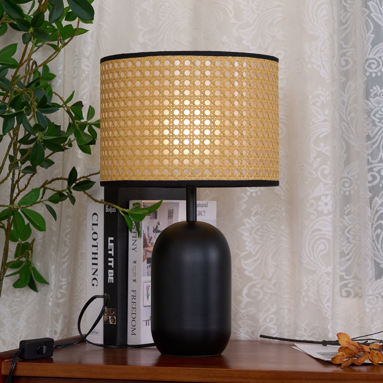 Nico Table Lamp