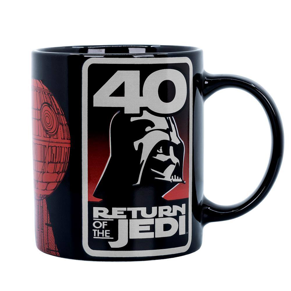 Uncanny Brands Star Wars 'Return of The Jedi' 40th Anniversary Black Single-Cup Coffee Mug with Mug Warmer for Your Drip Coffee Maker MW1-SRW-RJ1