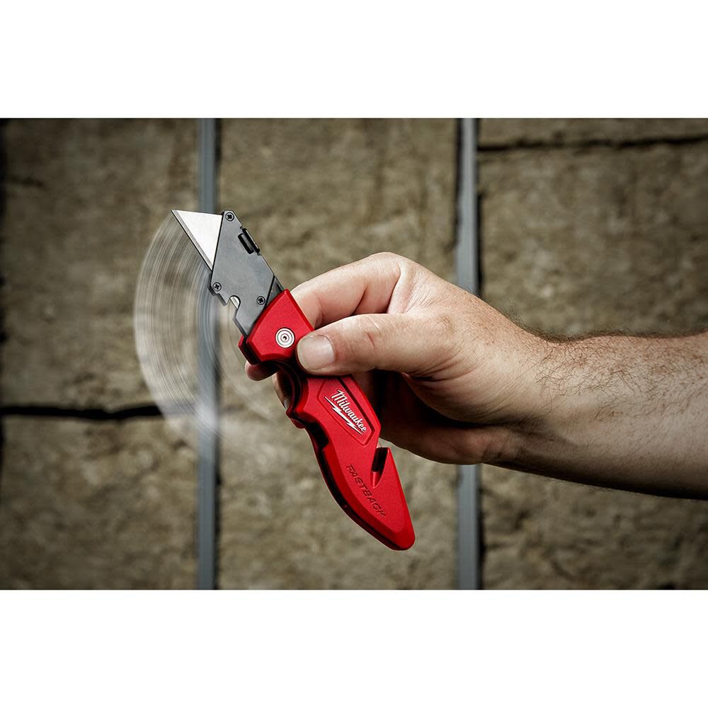 Milwaukee Fastback Flip-Blade Utility Knife 48-22-1901 from Milwaukee