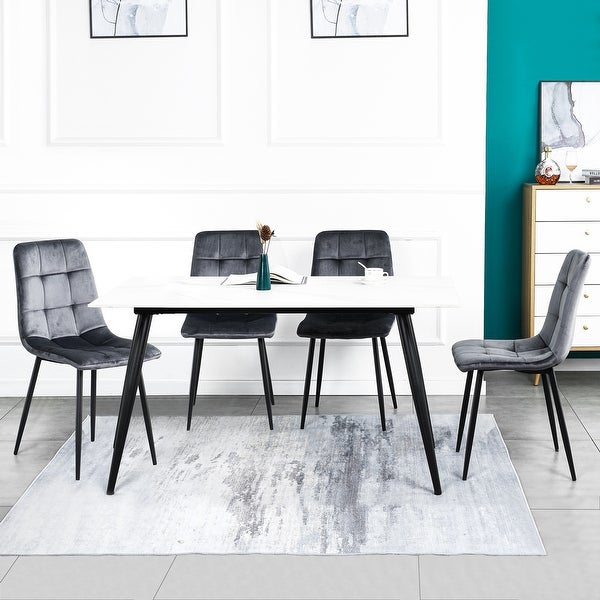 Set of 4 Modern Velvet Dining Chairs ， Fabric Accent Upholstered Chairs Side Chair with Black Legs for Dinning room