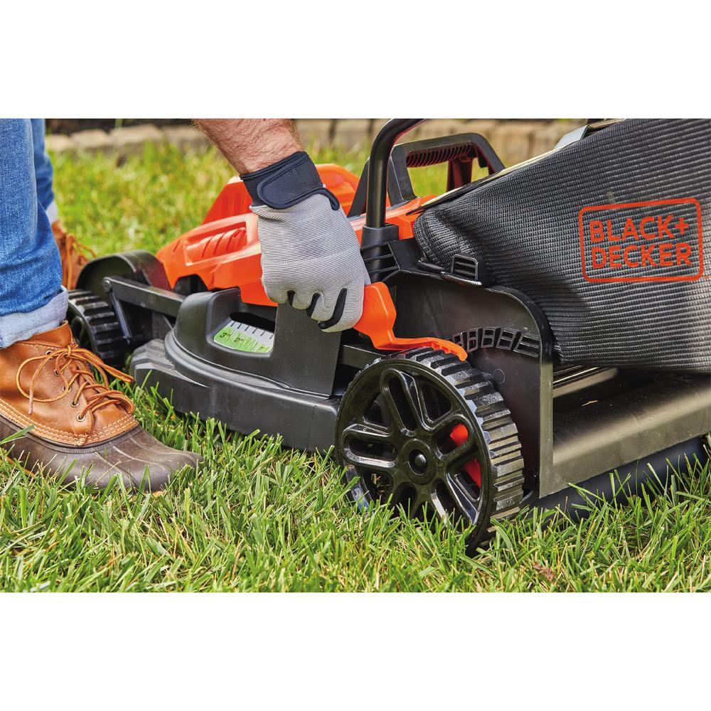 BLACKDECKER 15 in 10 AMP Corded Electric Walk Behind Push Lawn Mower