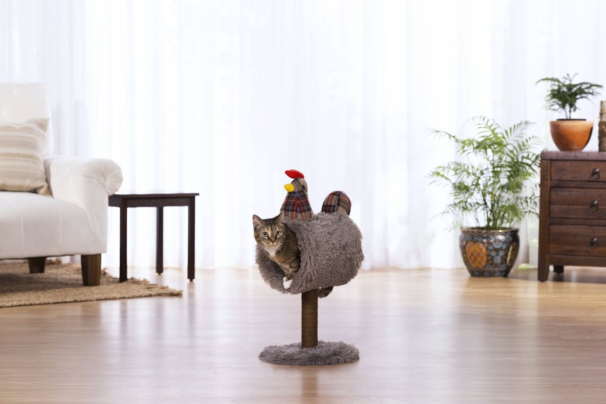 Prevue Pet Products Cozy Chicken 25.5-in Faux Fur Cat Tree