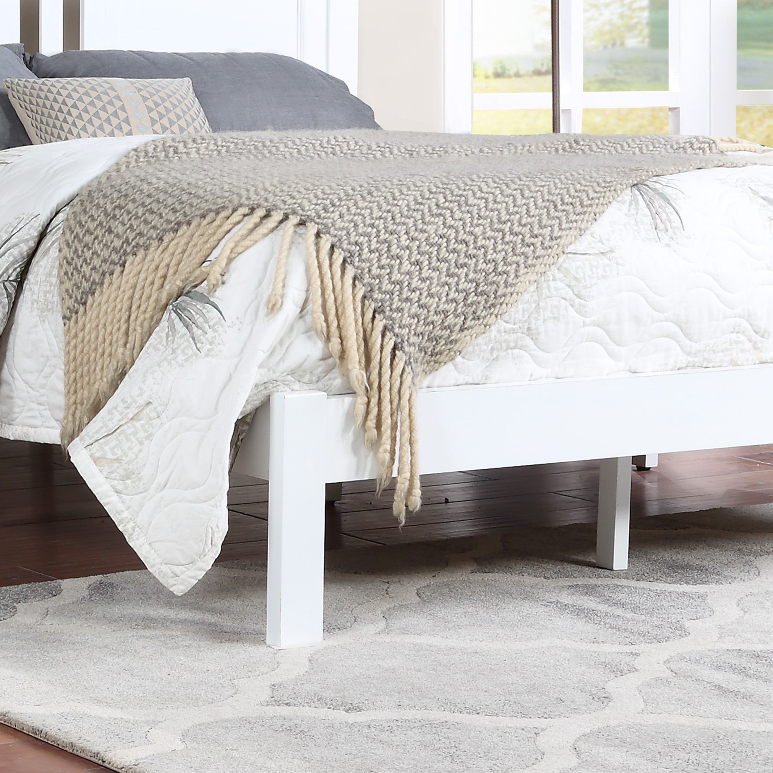 Kashtyn Modern Farmhouse Acacia Wood Queen Bed Platform