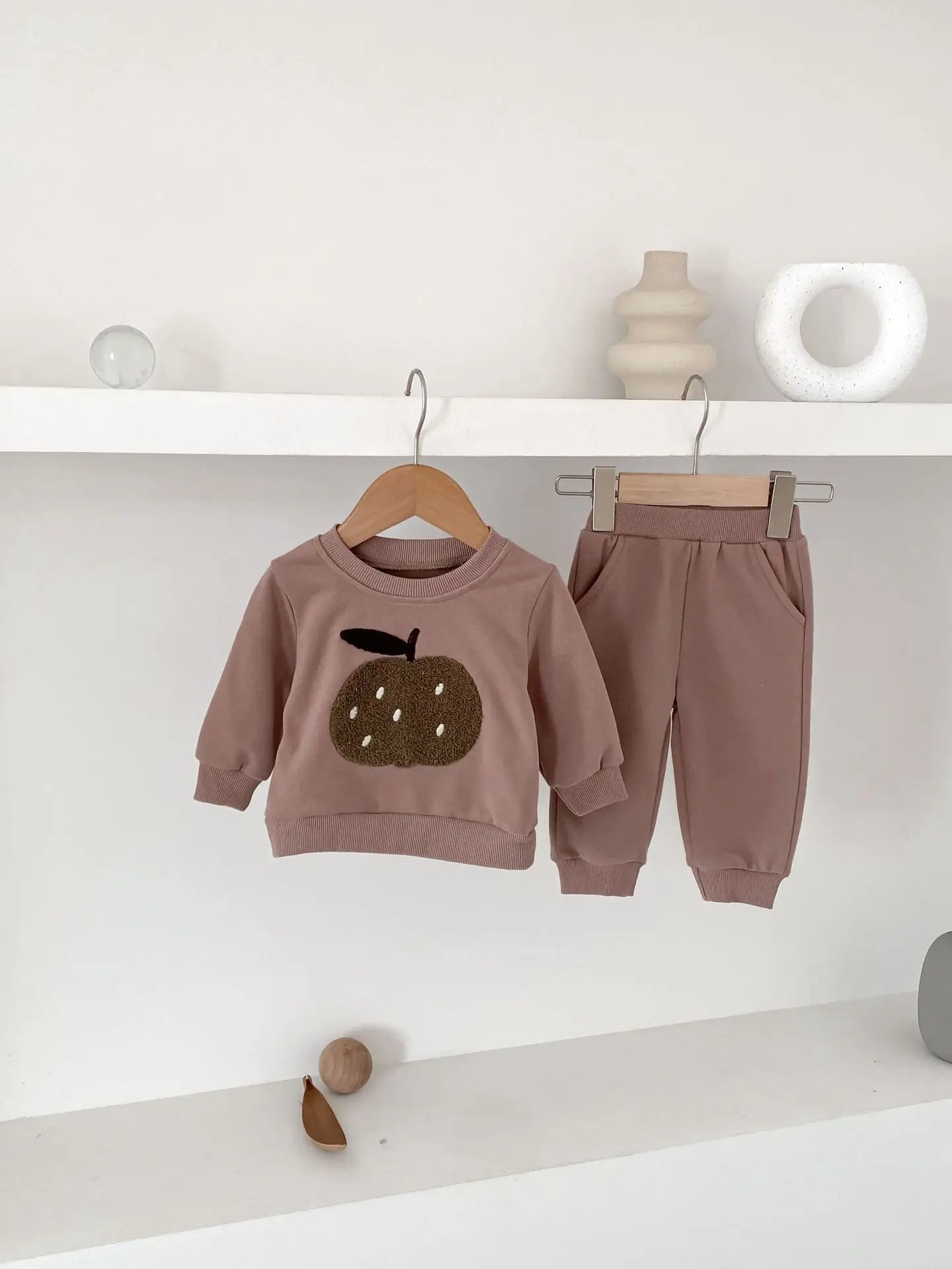 Korean Style Casual Spring Suit: Fruit Print Sweatshirt Set for Boys Girls, O-Neck Sweatshirt Pants 2PCS Set, Trendy Fashionable