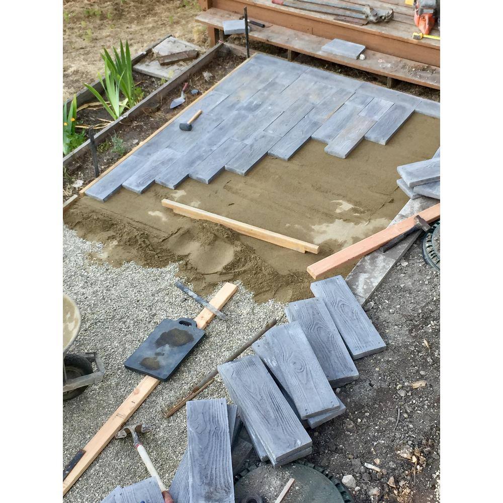 Natural Concrete Products Co 75 sq.ft. Gray Barnwood Plank Patio-On-A-Pallet Paver Set GPLANK