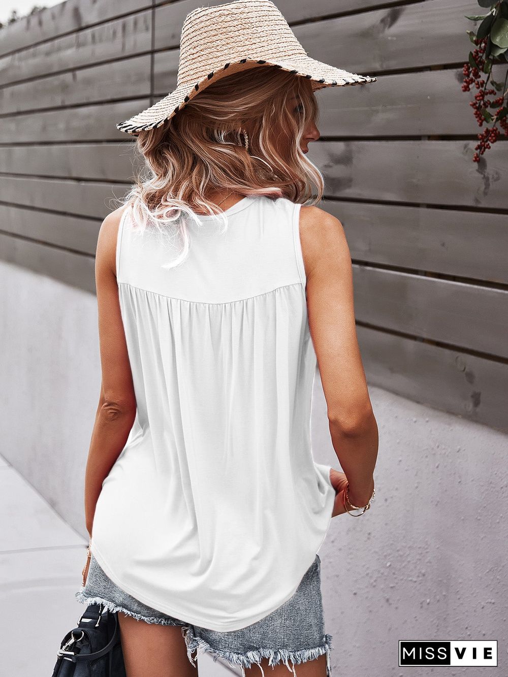 Sleeveless Round Lace Neck Casual Tank Top