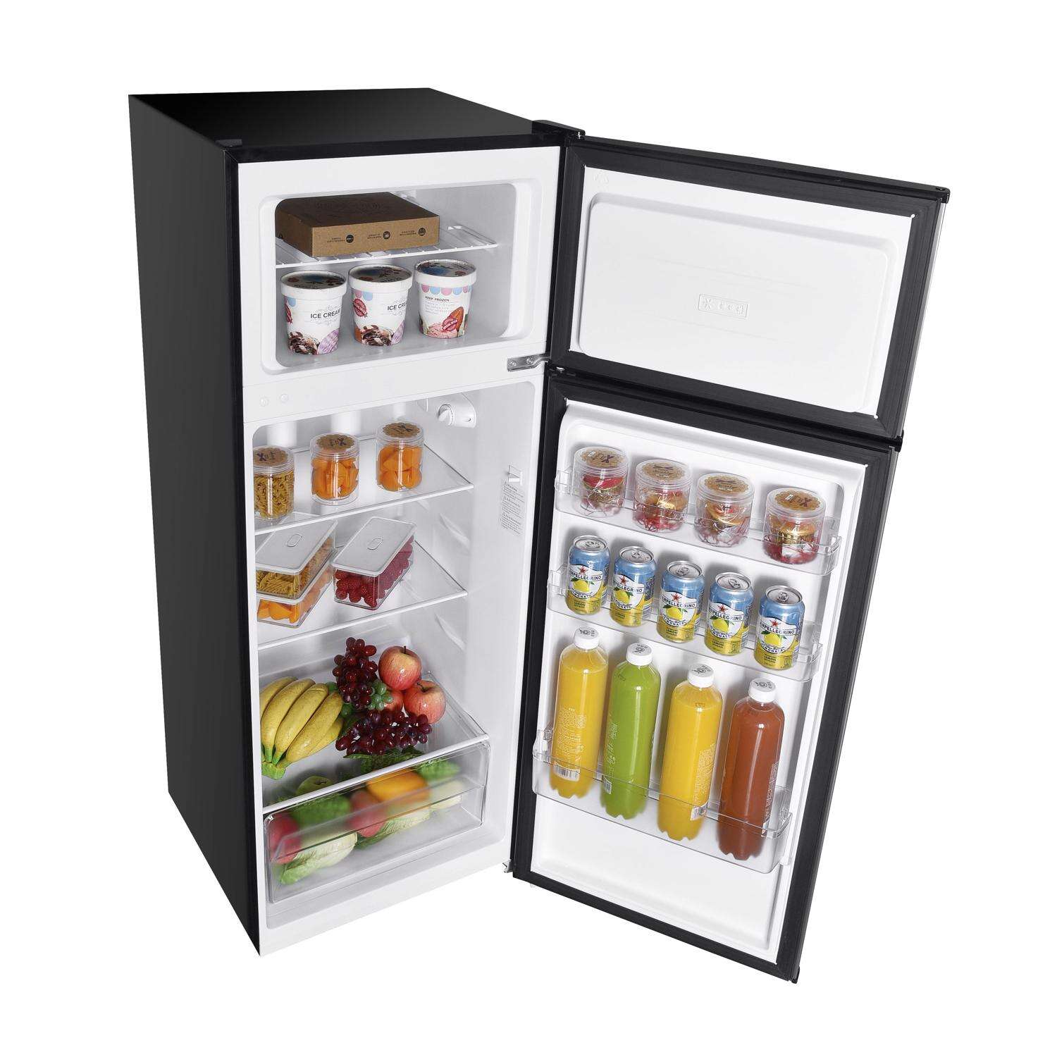 Danby 7.4 ft Silver Stainless Steel Refrigerator 145 W