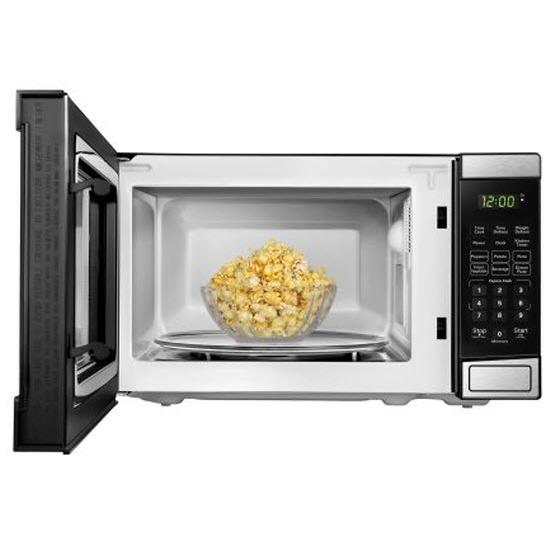 Danby 17-inch, 0.7 cu.ft. Countertop Microwave Oven with 6 Auto Cook Options DBMW0721BBS