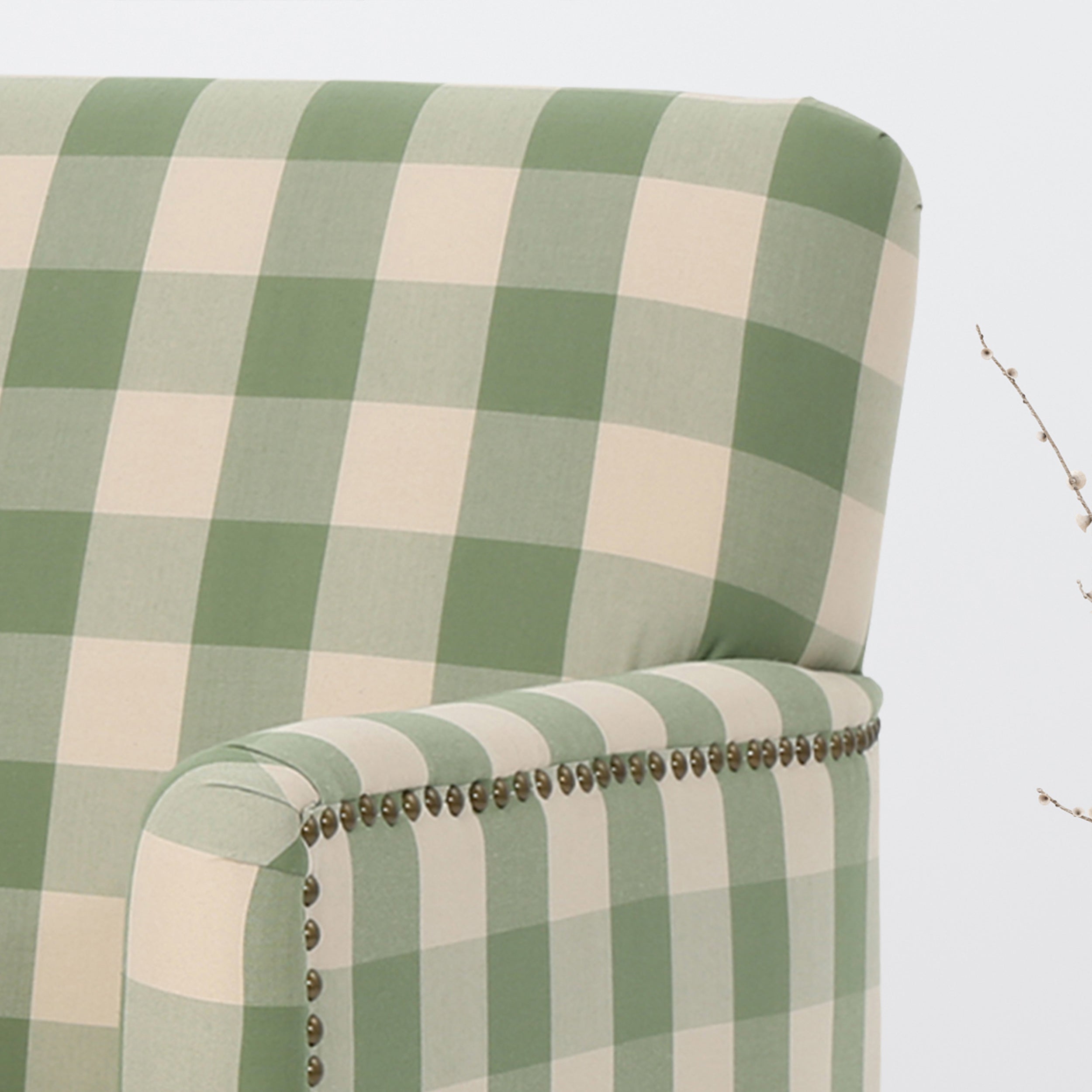 Eve Tufted Fabric Club Chair