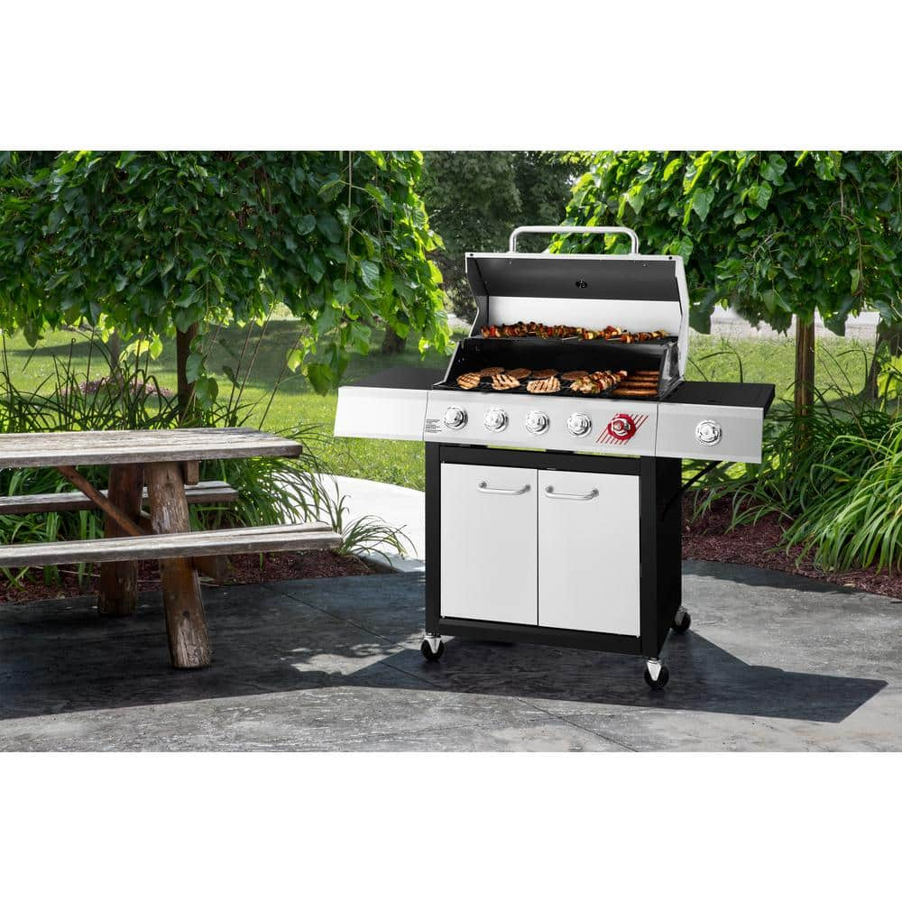 Dyna-Glo 5-Burner Propane Gas Grill in Stainless Steel with TriVantage Multifunctional Cooking System DGF481CRP-D