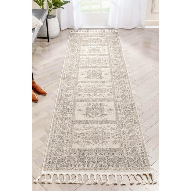 Well Woven Caro Beige Medallion Area Rug