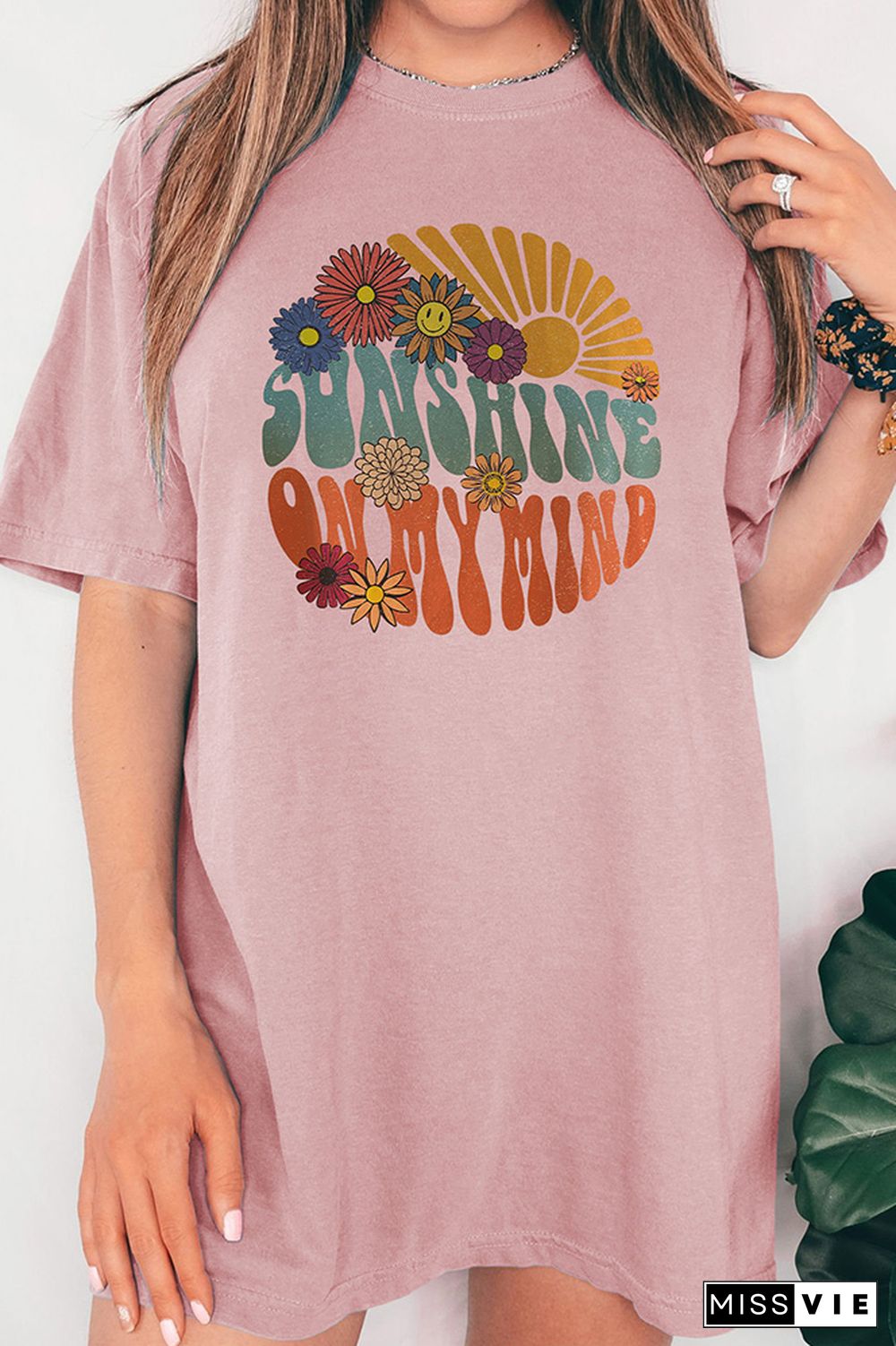 Vintage Sunshine Flower Graphic Tee