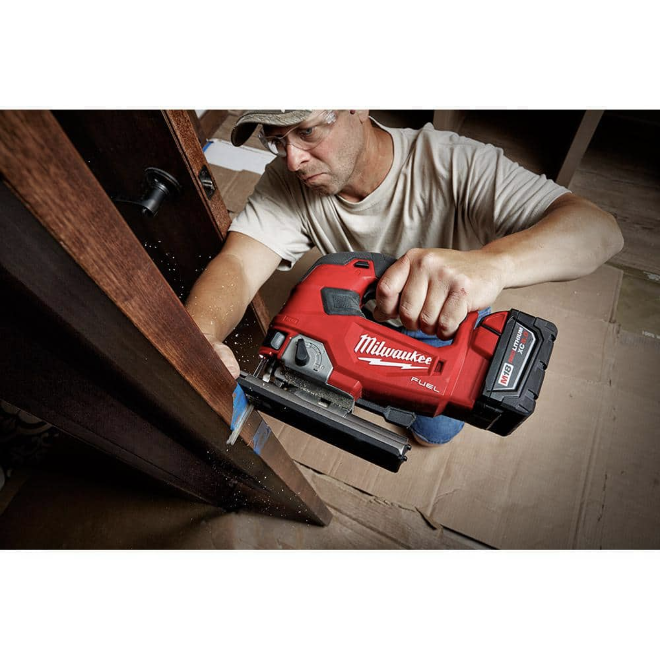 Milwaukee M18 FUEL 18-Volt Lithium-Ion Brushless Cordless Jig Saw with M18 5.0 Ah Battery