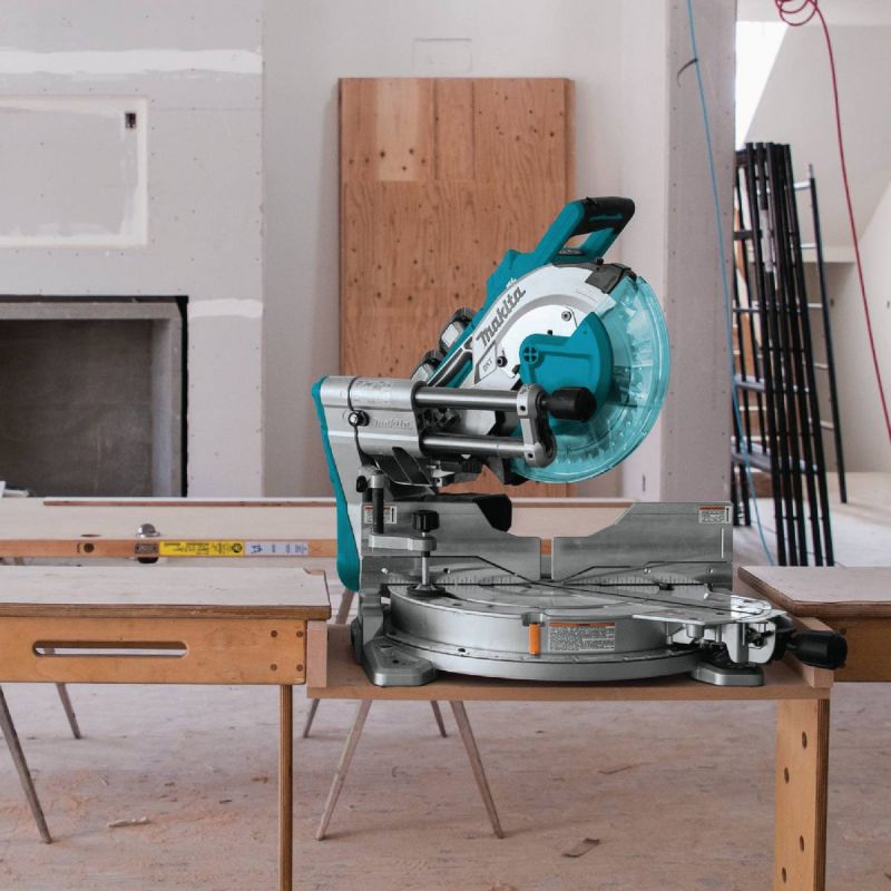 Makita 18V Cordless Miter Saw